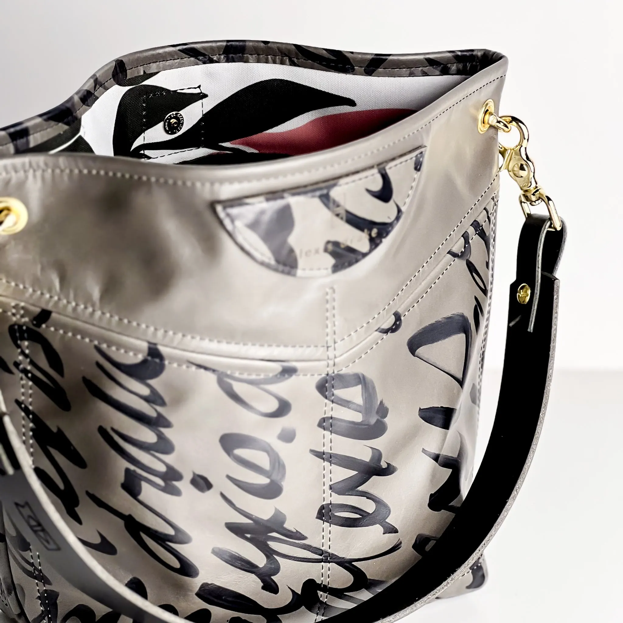 Anniversary Collection | V-Tivoli Shoulder Tote | Twilight