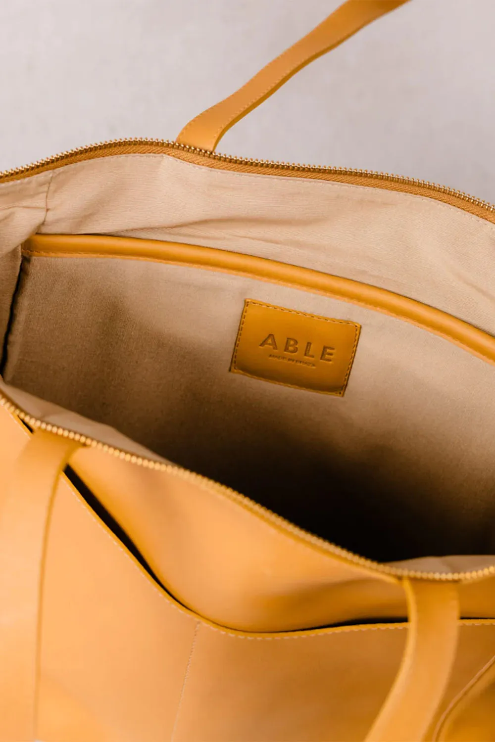 LARI TOTE - COGNAC