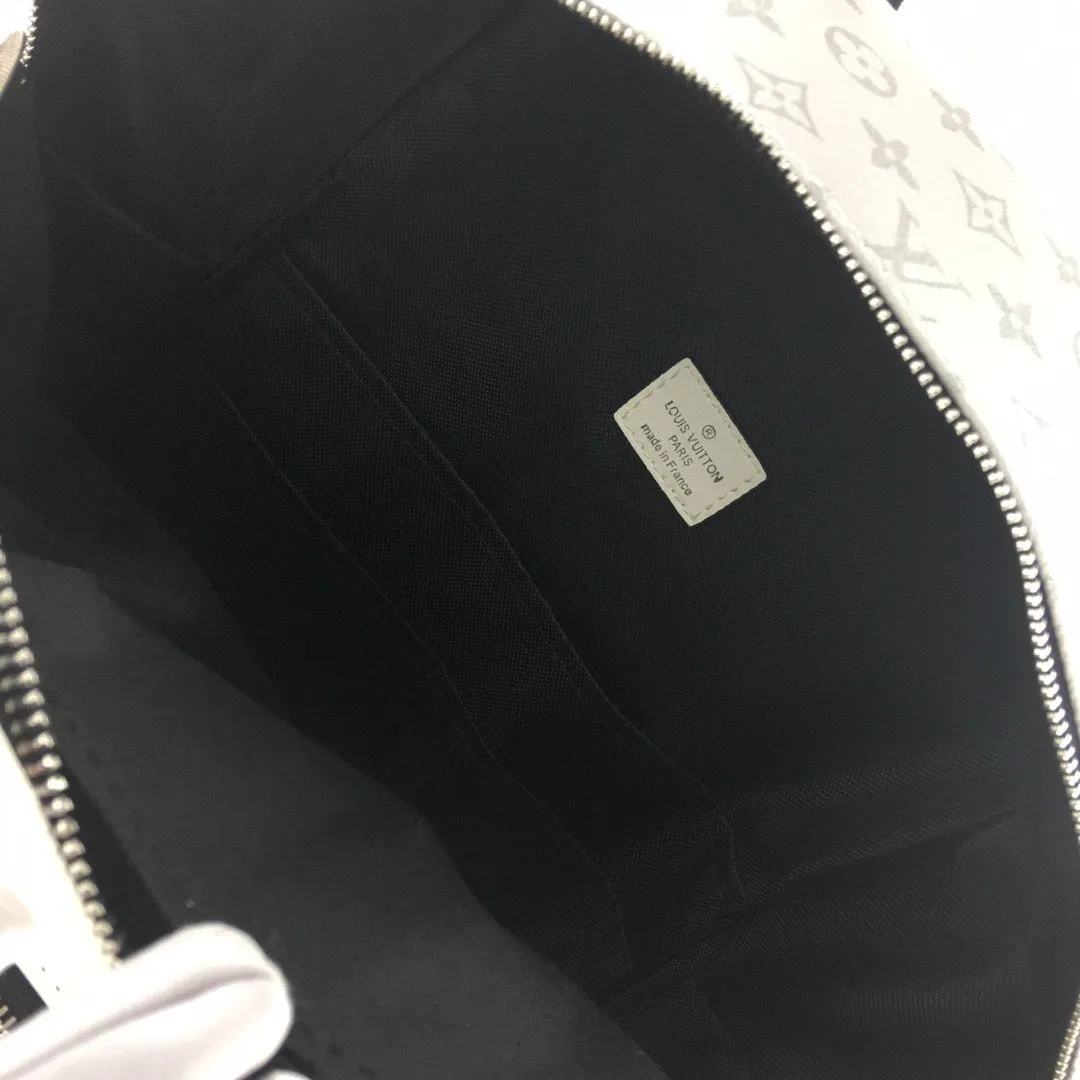 LV Discovery Backpack PM in Taiga & Monogram
