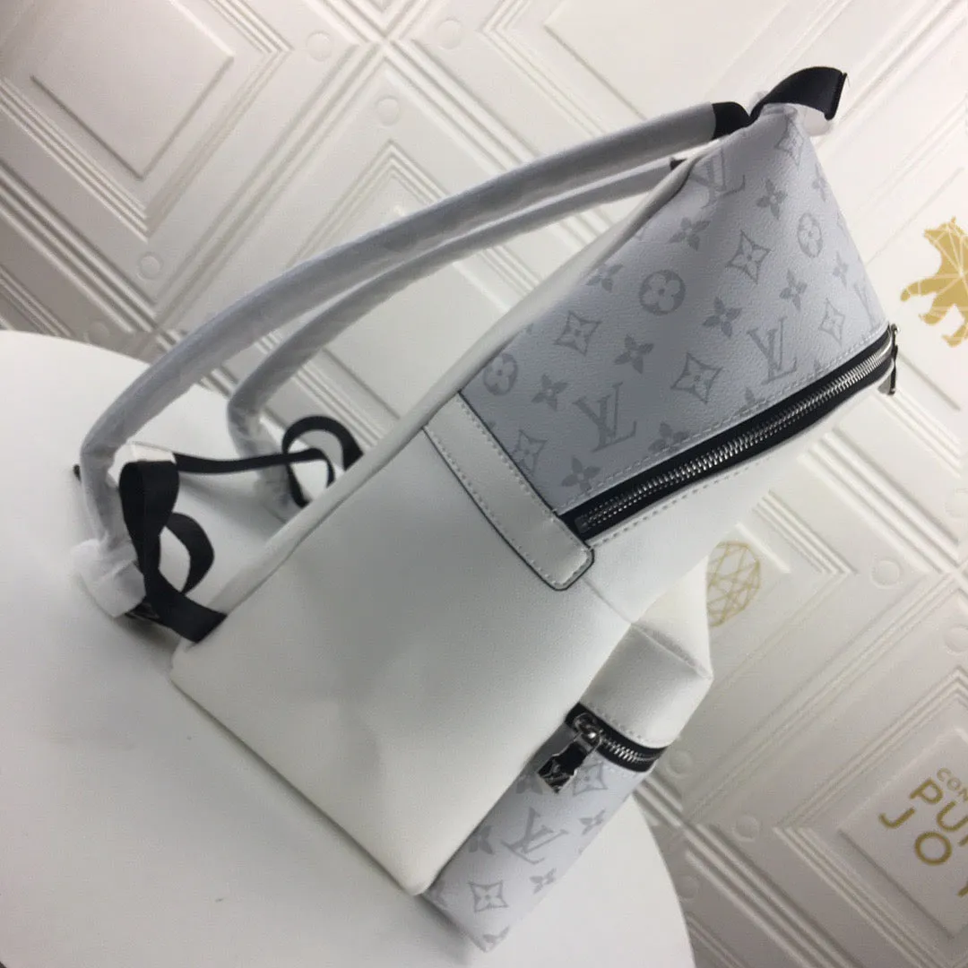 LV Discovery Backpack PM in Taiga & Monogram