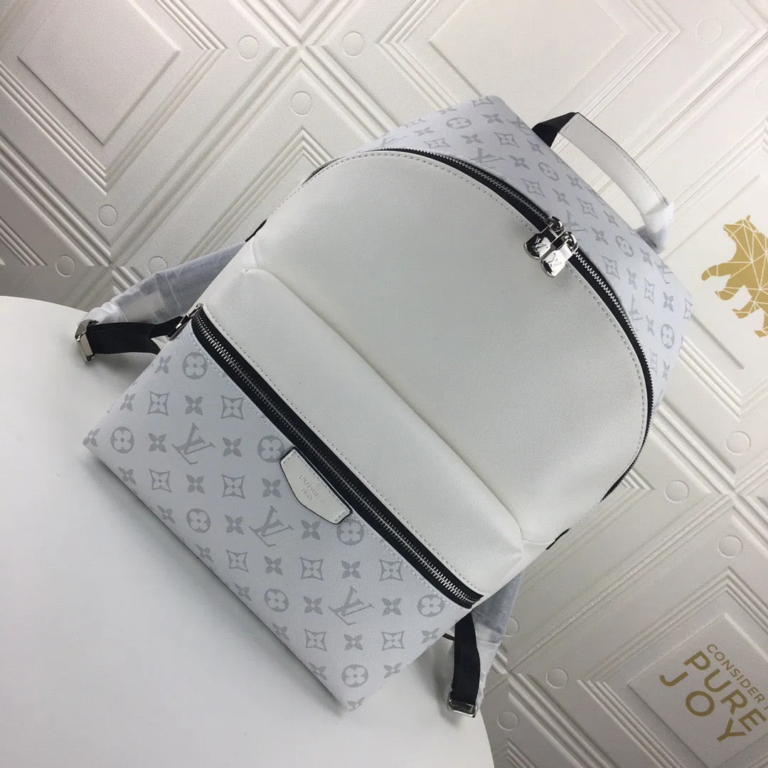 LV Discovery Backpack PM in Taiga & Monogram
