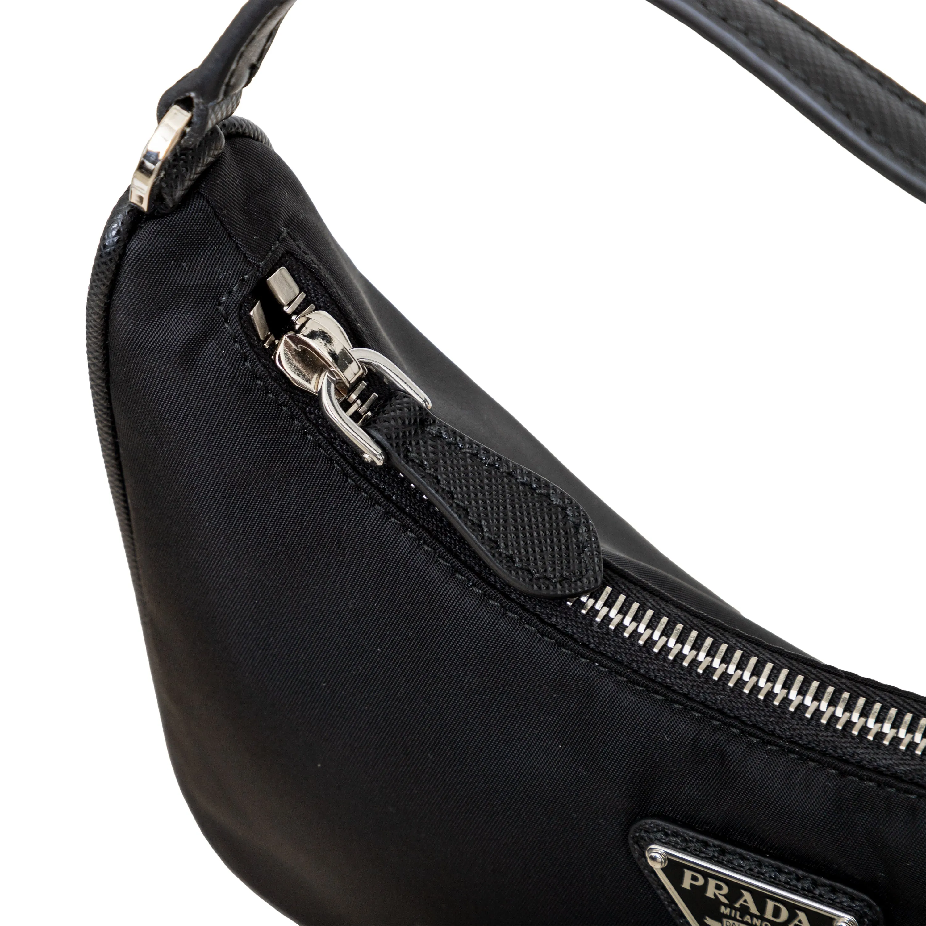 Prada Re-Edition 2005 Shoulder Bag - '20s